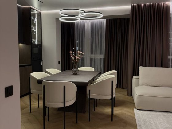 Продам розкішну, стильну квартиру! Ровно