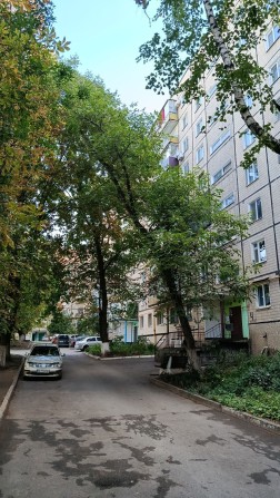 Продам 3 кімнатну квартиру - фото 1