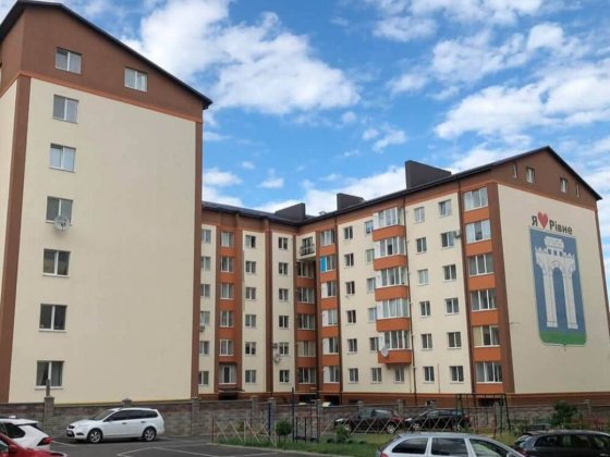 Продається простора 3-кімнатна квартира в Новобудові. Вул. Дворецька. Ровно