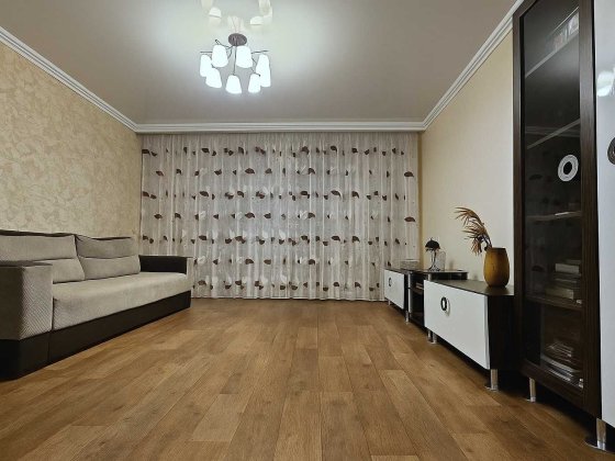 Продаж 3к квартири 63,6 м.кв. на вул. Володимира Великого Кривой Рог