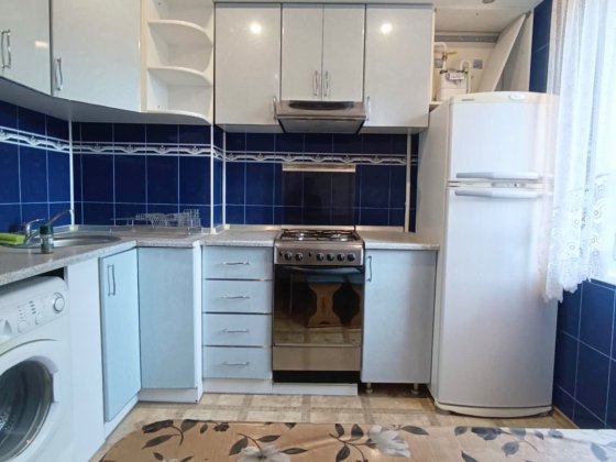 3 кімнатна чешка з ремонтом. 8 міська лікарня Кривой Рог