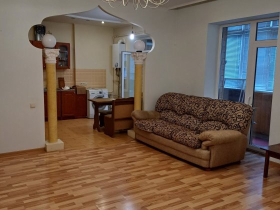 Продається 3 кім. кв. в с. Косівщина. Автономне опалення. Суми