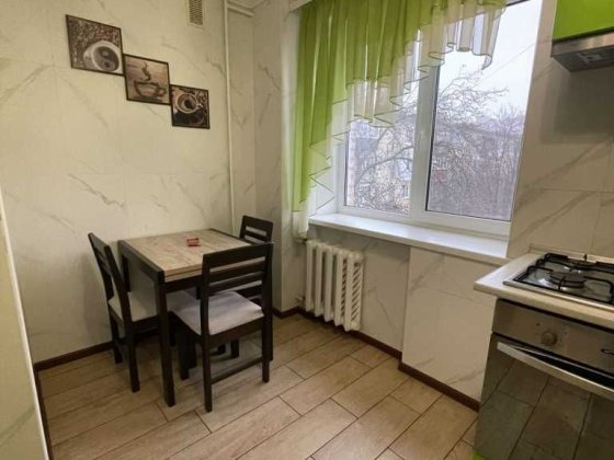 1 кімнатна чешка з ремонтом, меблями та технікою Полтава