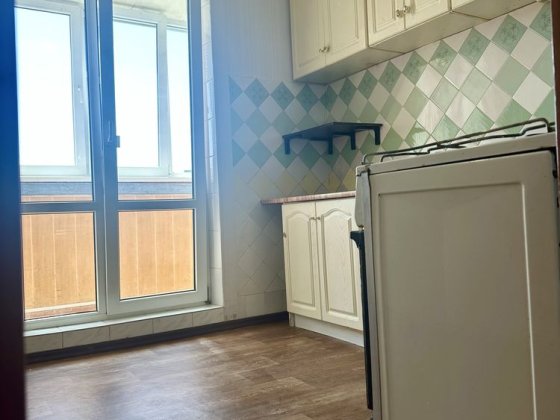 1-но 5 Заречный, 40 хорошее жилое состояние Кривий Ріг