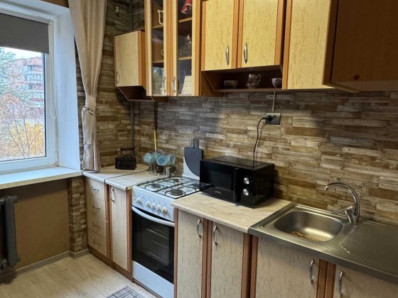 Продам 1к квартиру в цеглі, з ремонтом, Київський район Полтава