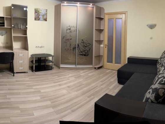 Продам 2 кімнатну квартиру зупиннка Боженко Полтава