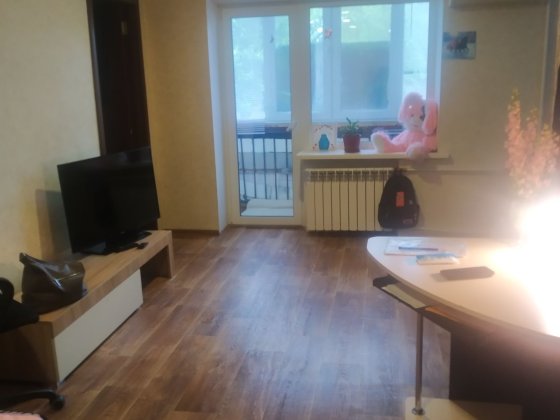 Продам 2х комн На 44 квартале 2/5 ко.мн.Ул Мусорского Кривий Ріг