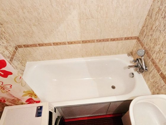 Двохкімнатна квартира на середньому поверсі Рівне