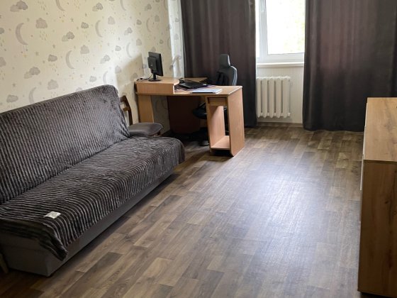 Продам 2 кім квартиру на Металлургів з ремонтом Сумы