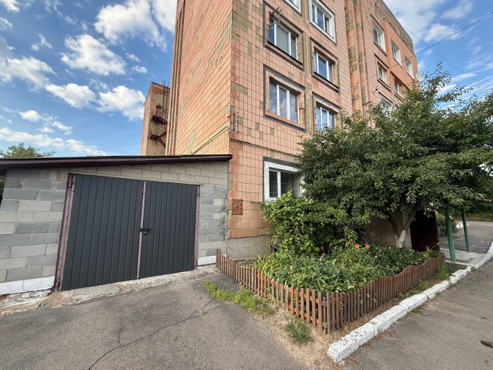 Продаж 3 кімнатної квартири в районі Автовокзала - фото 1