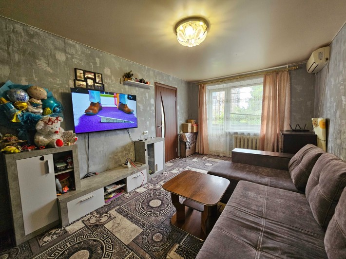 Продаётся трёхкомнатная квартира по улице Свято-Николаевская - фото 1