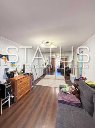 Продаж однокімнатної квартири в цегляному будинку. Мотель. - фото 1