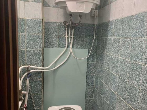 Продам 5ти кімнатну квартиру на зручному середньому поверсі Рівне