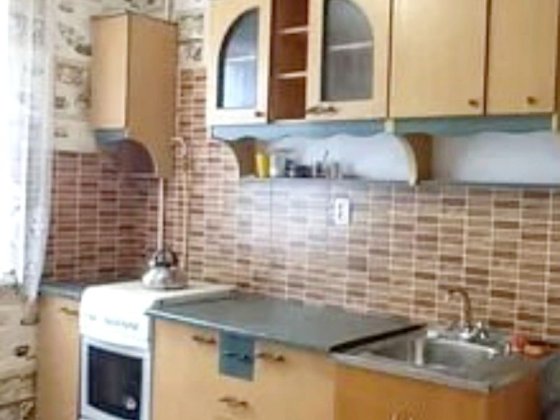 3 кімнатна квартира на 4 поверсі