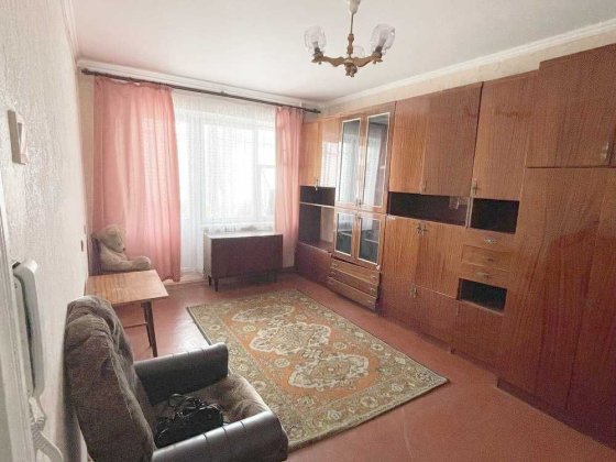 |  Продається 1-кімнатна квартира Рівне