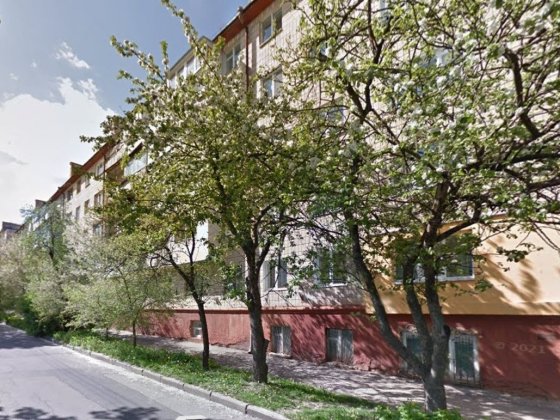 Продається 2 кімнатна квартира ПІД РЕМОНТ. вул Котляревського Ровно