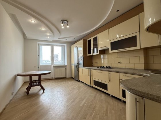 Продаж 4-х кім квартири, Новий світ Тернополь