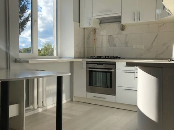 2кімнатна квартира в центрі з ремонтом Ровно