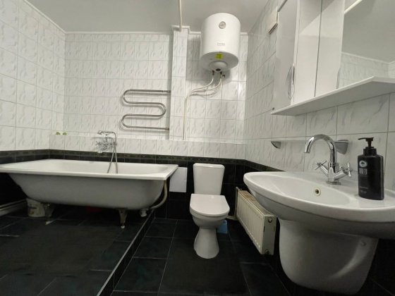 Продам 3 кім-А/Опалення Гайдамацька