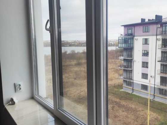 1кімнатна квартира опаленням  біля озера 49 тис Ровно