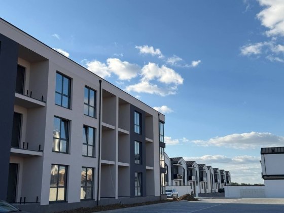 Власник, вже зданий, Elite Park, New Village, продам 2 кімнатну кварти Ужгород