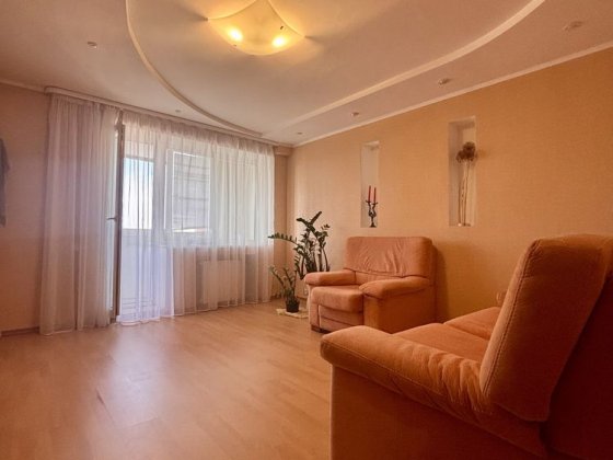 Продаж 3 кім квартири 70м2 безнал розрахунок можливий Полтава