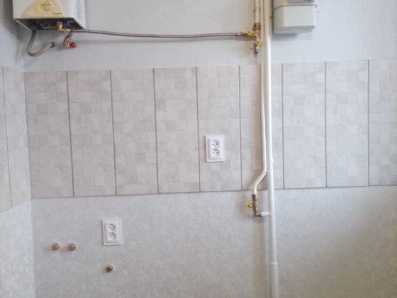 2к.квартира, Центр, цегла, 2/5, свіжий ремонт ! Полтава