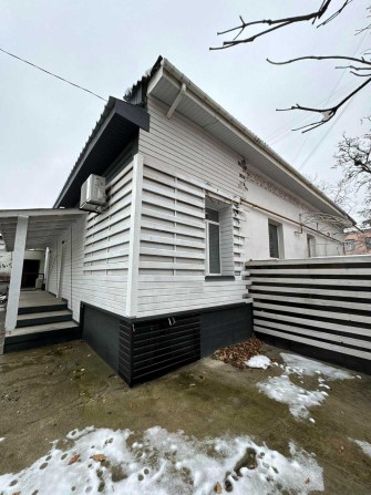 2к. кв., Березовий Сквер, можна під комерцію! ЦЕНТР! - фото 1