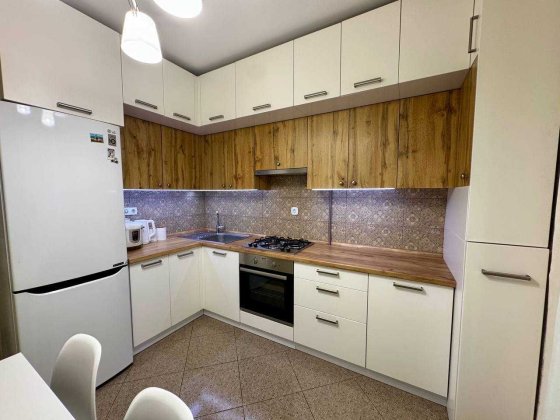 Продам укомплектовану 1-кімнатну квартиру з ремонтом в новобудові Рівне