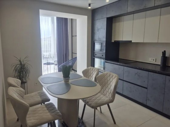 Продаж 1к квартири 43 кв. м на вул. Лепкого Богдана Тернополь