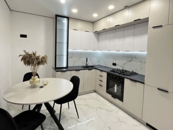 Продається 2 кімнатна квартира по вул. Київська Тернополь