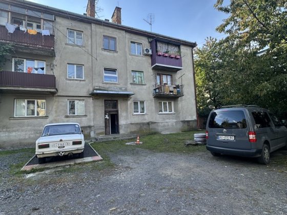 Продаж 3-ох кімнатноі квартири вул.Загорська Хрущовка Ужгород