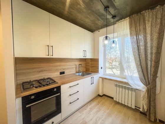 Продам однокімнатну квартиру! Ровно