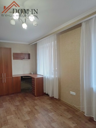 Простора 2-кімнатна з автономним опаленням - фото 1