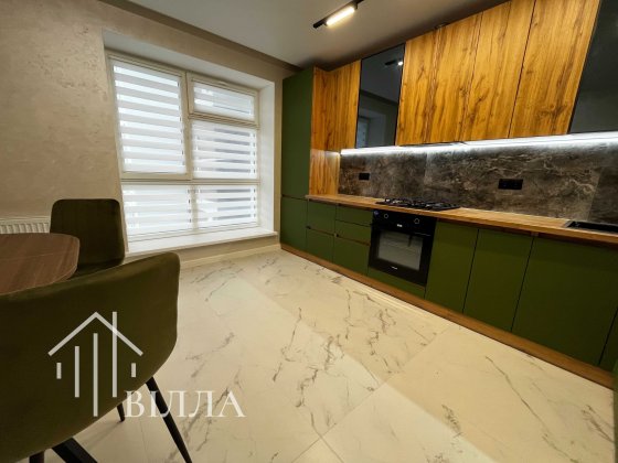 Продам велику 2 кімнатну квартиру у цегляному будинку Тернополь