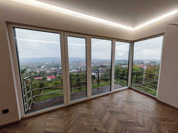 Продаж 3к квартири по вул. Далека - фото 1