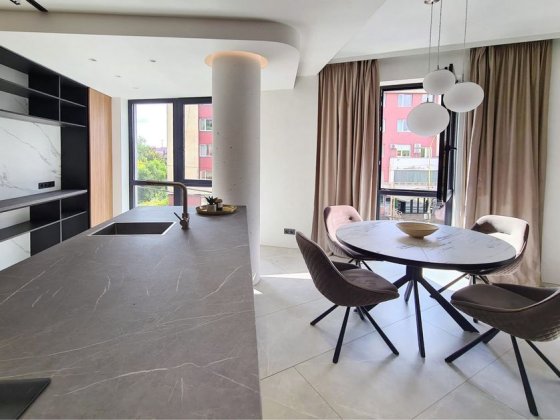 Продаж VIP квартири в серці міста! Ужгород