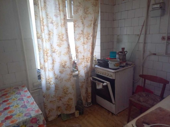 4к.квартира, Поділ , 2/5, 74м2, Цегла - фото 1