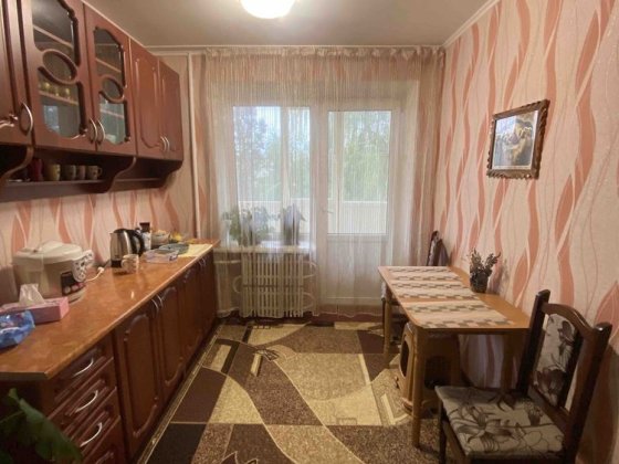 Продається квартира в гутрожитку просп.Злуки біля Текстильника Тернополь