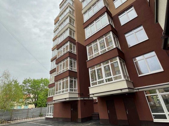 Центр! Продаж великої 3-кімнатної квартири Полтава