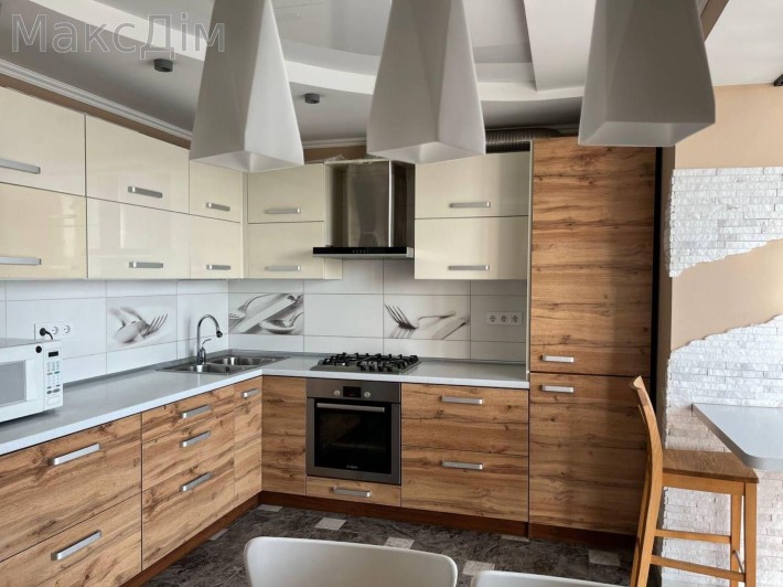 Продаж квартири біля парку Сопільче - фото 1