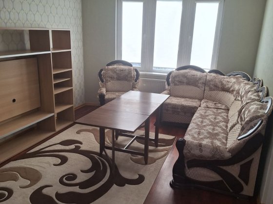 Продам стильну 3х кімн квартиру  в обжитій новобудові Ужгород