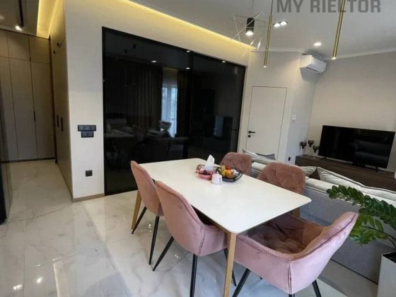 Продаж однокімнатної квартири по вул.Клочарука Ужгород