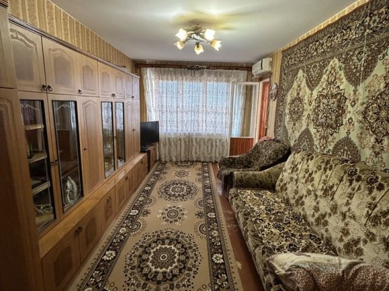 Продаж 3-ри кімнатної, Сади-2 Полтава