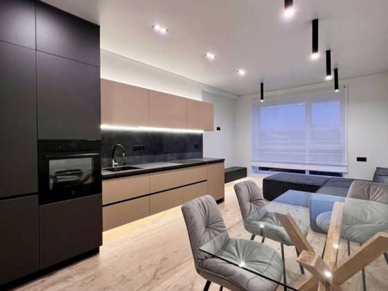 Дизайнерська 2к з видом на озеро | ЖК Panorama de Lux | Власник Рівне