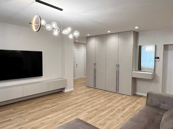 Сучасна 3-кімнатна квартира в елітному ЖК Prestige Apartments, центр Ровно