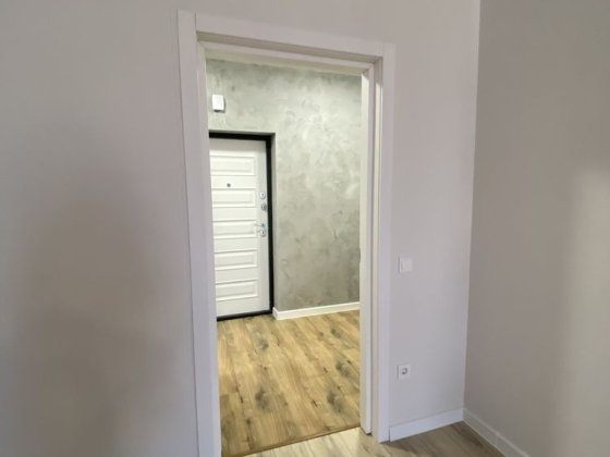 Продається однокімнатна новобудова з свіжим ремонтом центр міста Черновцы