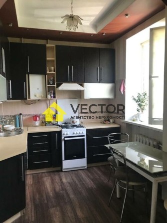 Центр! Терміновий продаж 3к квартири з ремонтом - фото 1