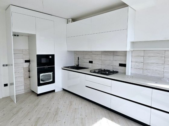 Дво кімнатна новобудова, проспект Незалежності 116а Черновцы