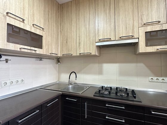 3-кімнатна Південно-кільцева ,23 Черновцы